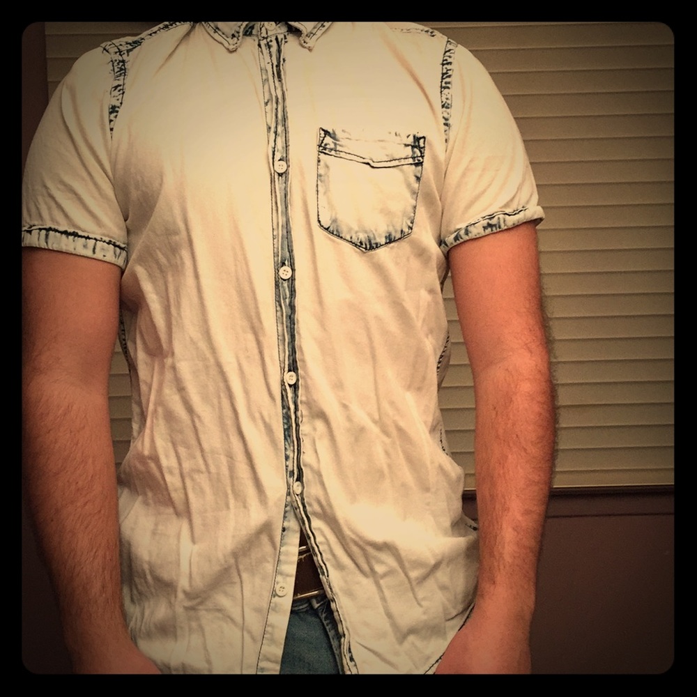 Vintage looking shirt sleeve button down